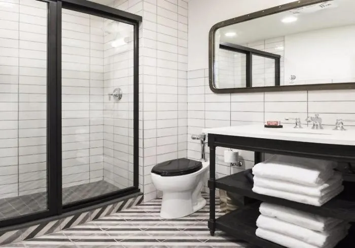 The Collection River North Hotel 3*