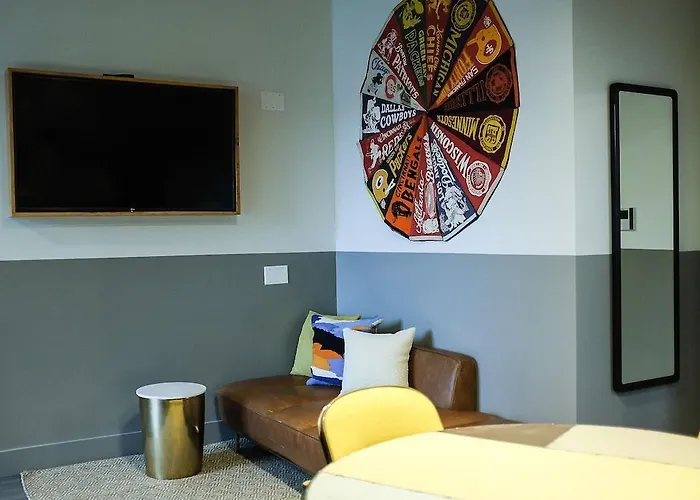 The Collection River North Hotel 3*